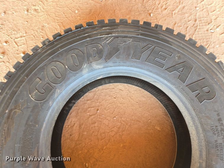 image for item EV5832 Tires and wheels