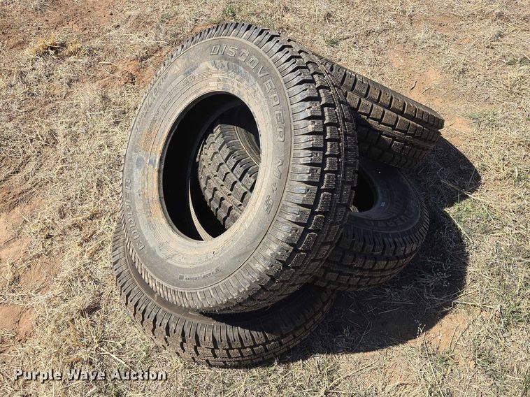 image for item EV5836 (4) Cooper Discovery LT245/75R16 tires