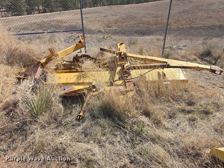 image for item EV5840 (2) Balderson BWH12 wing plows