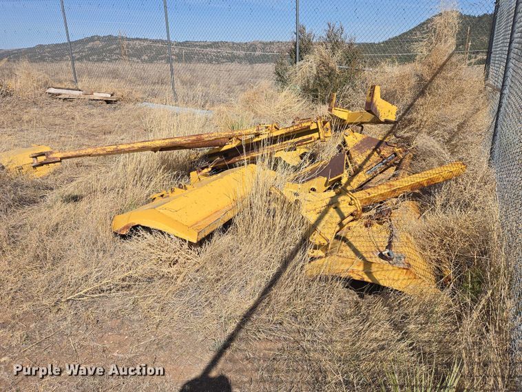 image for item EV5840 (2) Balderson BWH12 wing plows