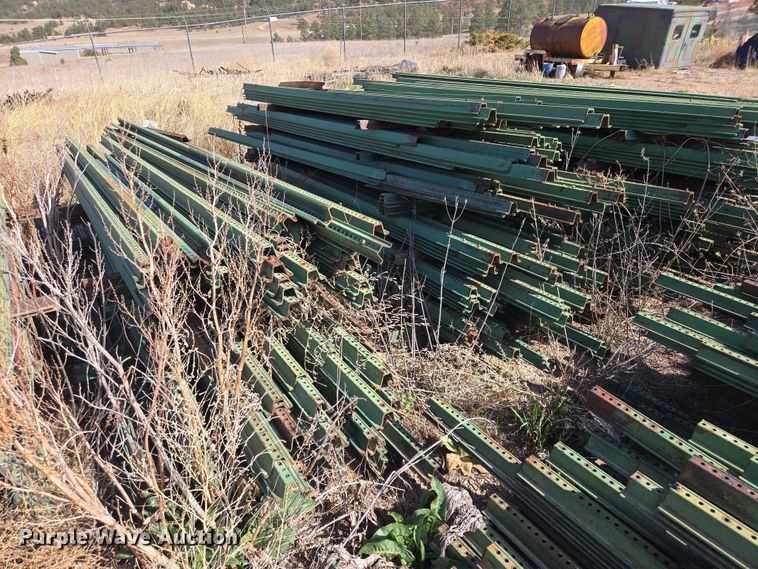 image for item EV5841 Metal posts
