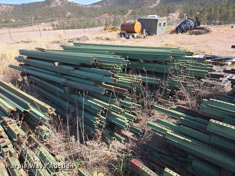 image for item EV5841 Metal posts