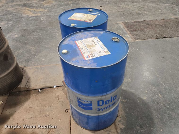 image for item EV5843 Chevron 5W-20 oil