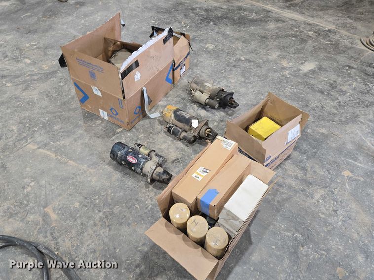 image for item EV5844 Truck parts
