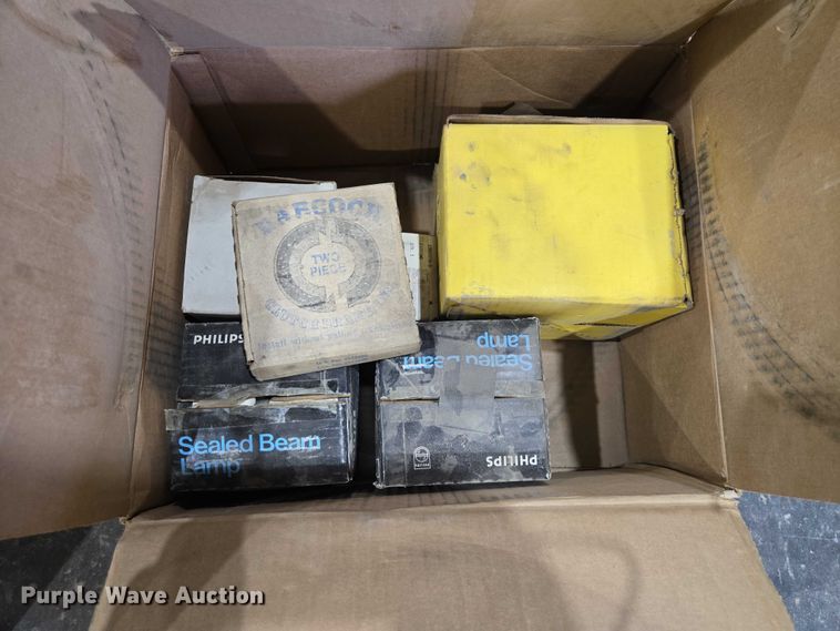 image for item EV5844 Truck parts