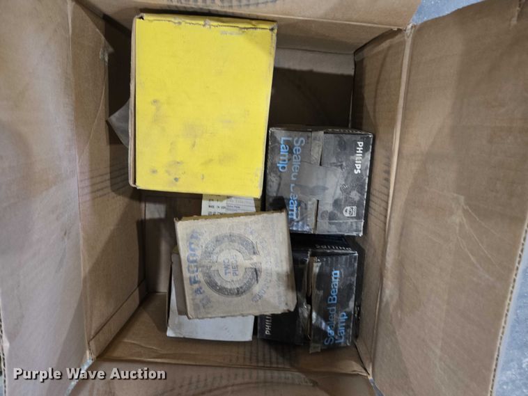 image for item EV5844 Truck parts