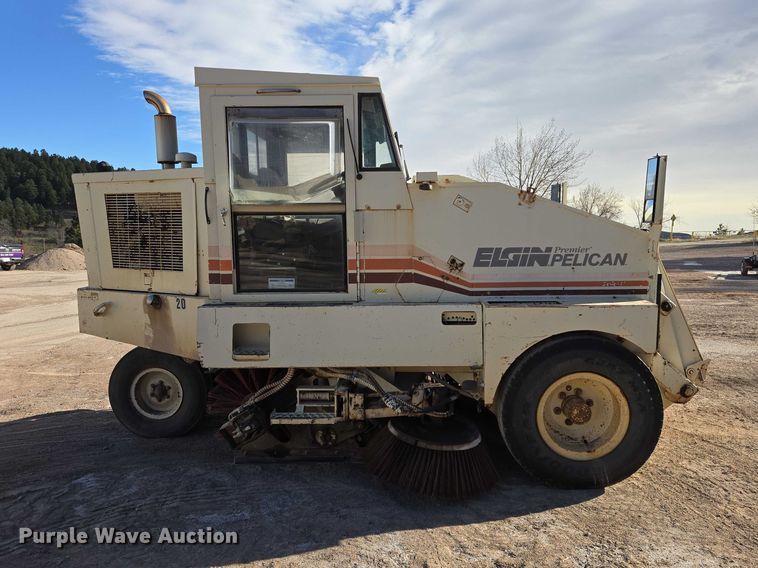 image for item EV5845 1990 Elgin Pelican street sweeper truck