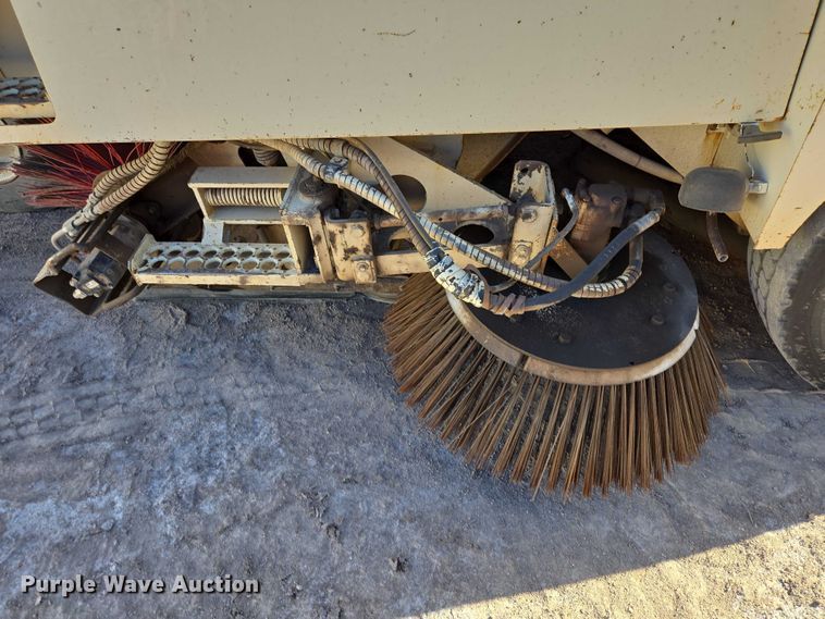 image for item EV5845 1990 Elgin Pelican street sweeper truck