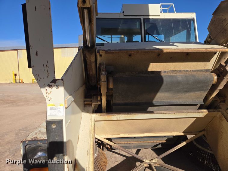 image for item EV5845 1990 Elgin Pelican street sweeper truck