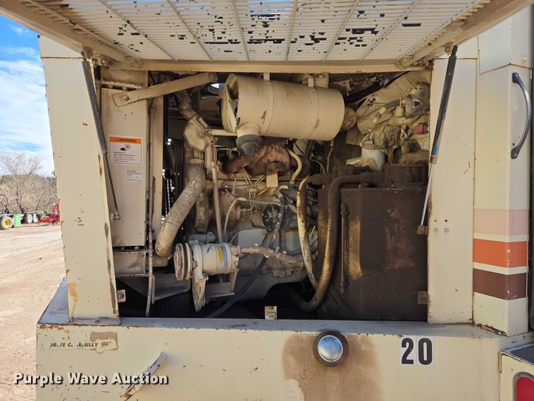 image for item EV5845 1990 Elgin Pelican street sweeper truck