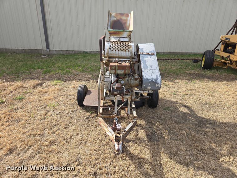 image for item EV5945 Thresher