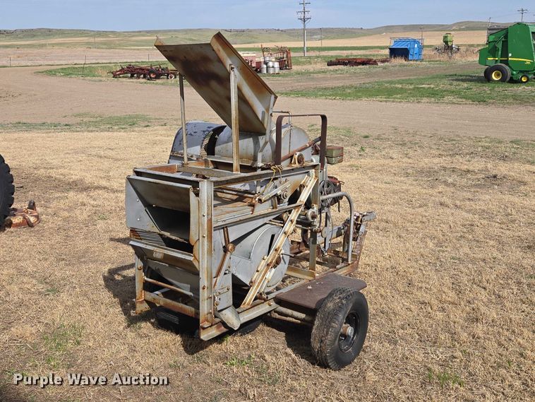 image for item EV5945 Thresher