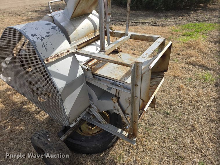 image for item EV5945 Thresher
