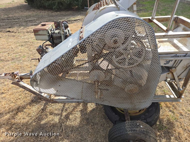 image for item EV5945 Thresher