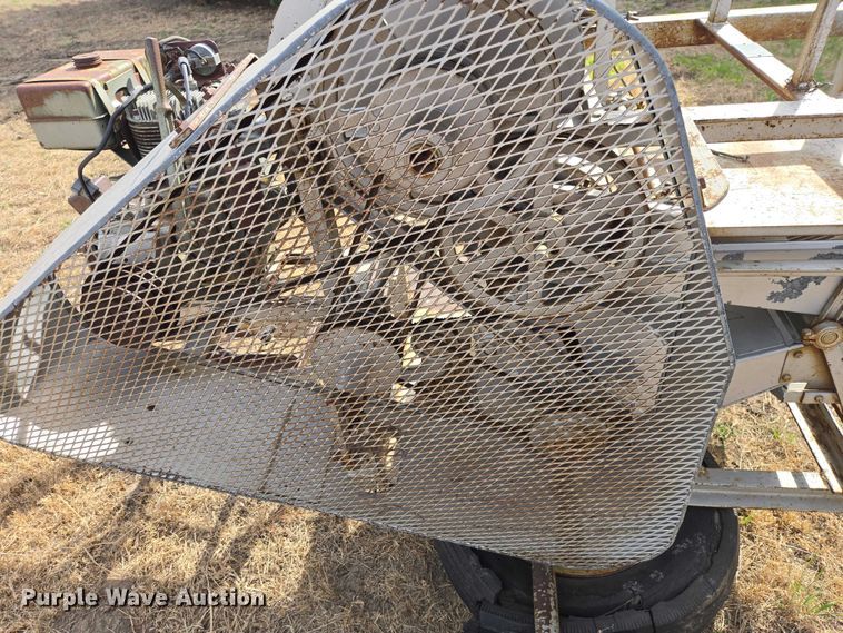 image for item EV5945 Thresher