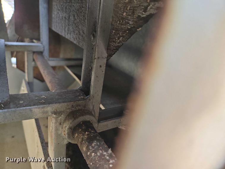 image for item EV5945 Thresher