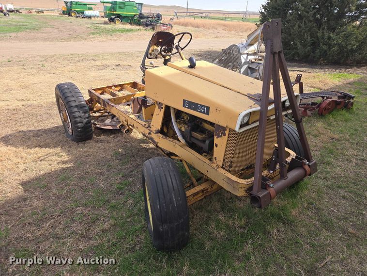 image for item EV5947 Toro tractor
