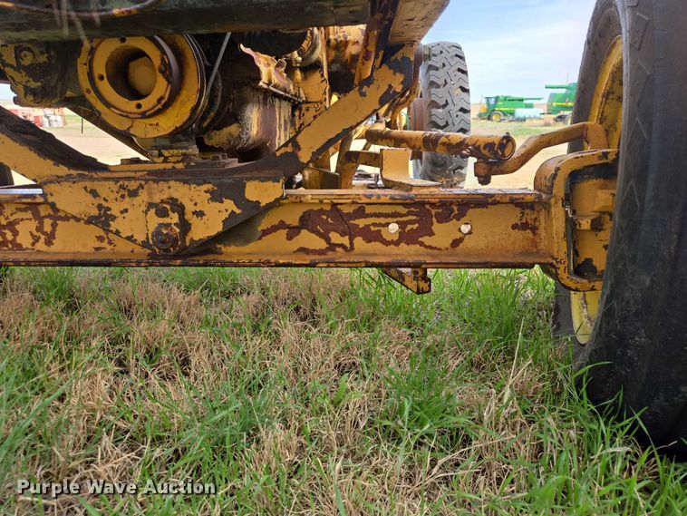 image for item EV5947 Toro tractor