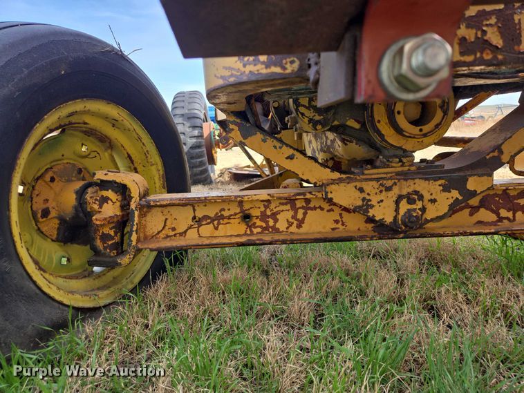 image for item EV5947 Toro tractor