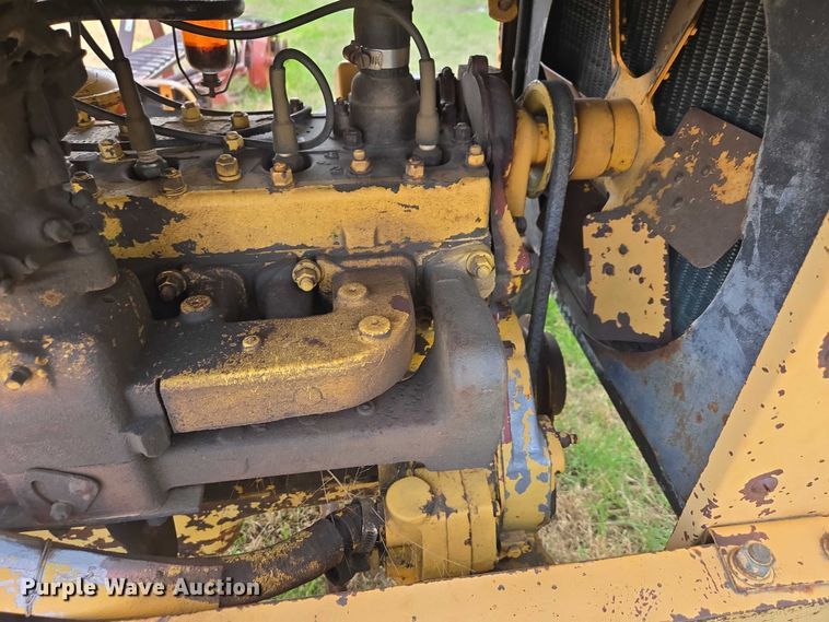 image for item EV5947 Toro tractor