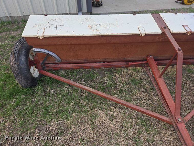 image for item EV5948 (2) Gandy drop seeders