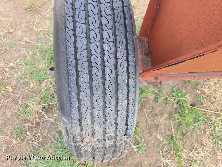 image for item EV5948 (2) Gandy drop seeders