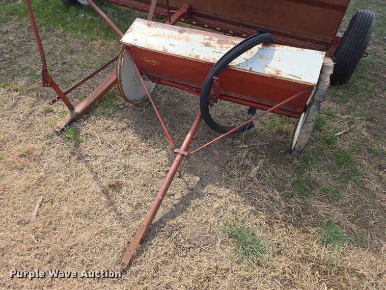 image for item EV5948 (2) Gandy drop seeders