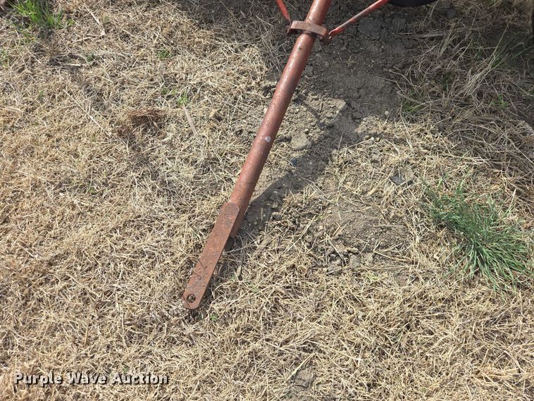 image for item EV5948 (2) Gandy drop seeders