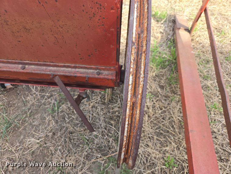 image for item EV5948 (2) Gandy drop seeders