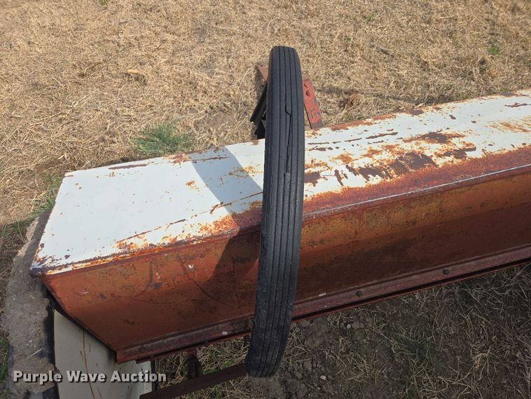 image for item EV5948 (2) Gandy drop seeders