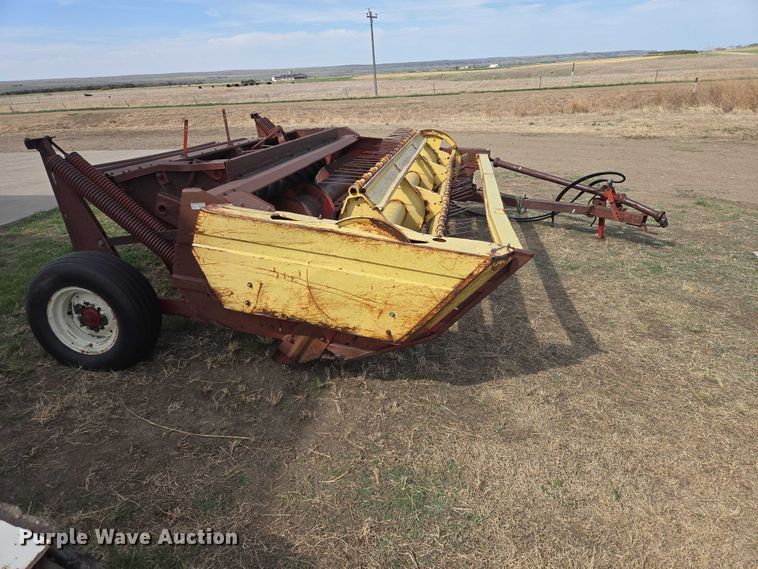 image for item EV5949 New Holland 490 swather / windrower