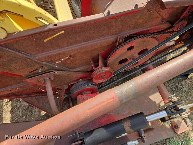 image for item EV5949 New Holland 490 swather / windrower