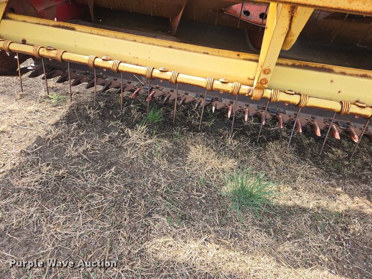 image for item EV5949 New Holland 490 swather / windrower
