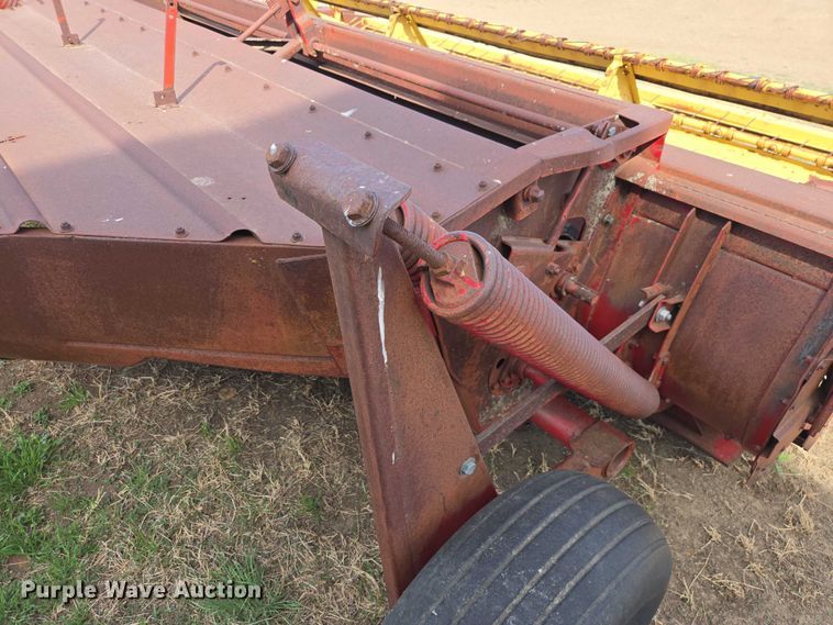 image for item EV5949 New Holland 490 swather / windrower