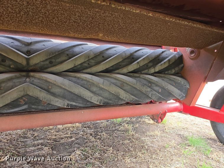 image for item EV5949 New Holland 490 swather / windrower