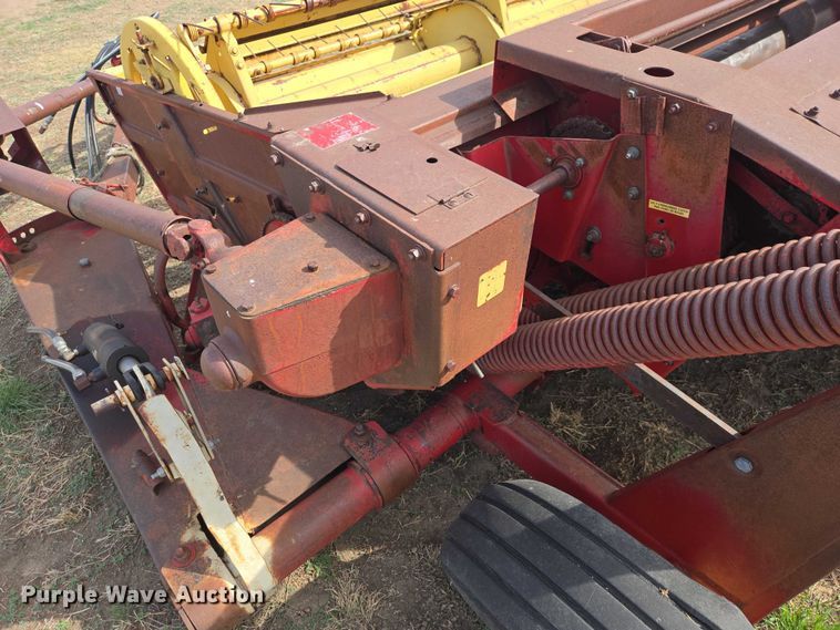 image for item EV5949 New Holland 490 swather / windrower