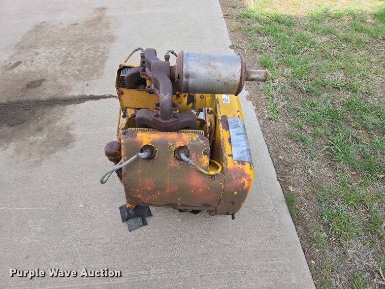 image for item EV5950 Wisconsin MVF4F engine