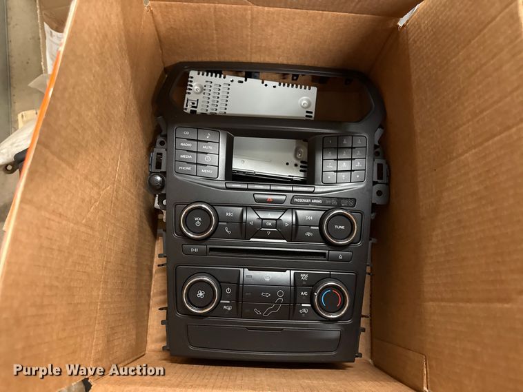 image for item EV7672 Automotive parts