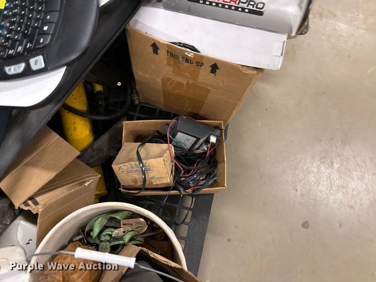 image for item EV7672 Automotive parts
