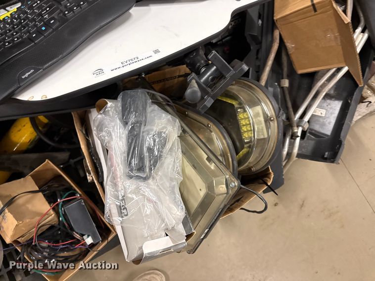 image for item EV7672 Automotive parts