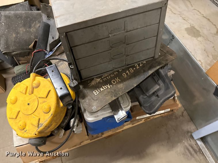 image for item EV7672 Automotive parts