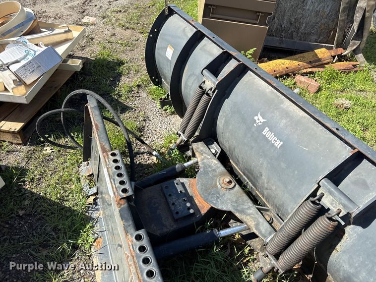 image for item EV7675 Bobcat skid steer snow plow