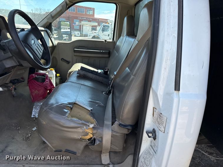 image for item EV7681 2008 Ford F550 dump truck