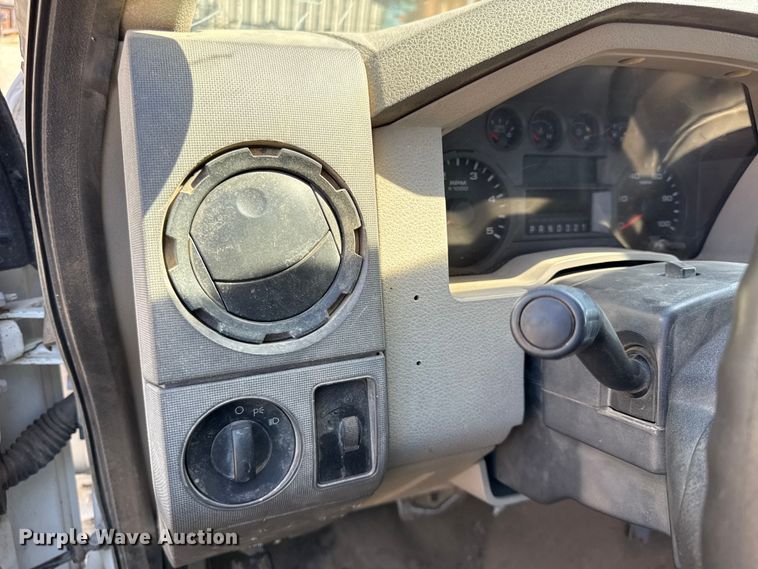 image for item EV7681 2008 Ford F550 dump truck