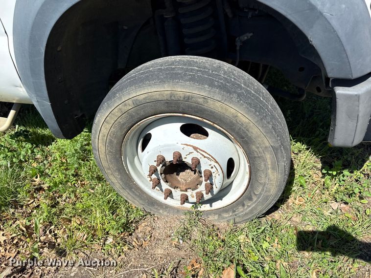 image for item EV7681 2008 Ford F550 dump truck