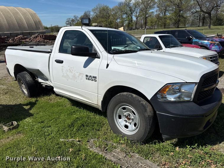 image for item EV7682 2018 RAM 1500 pickup truck