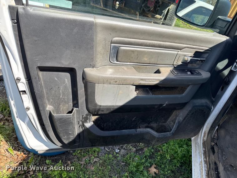 image for item EV7682 2018 RAM 1500 pickup truck