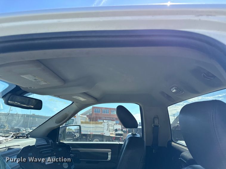 image for item EV7682 2018 RAM 1500 pickup truck