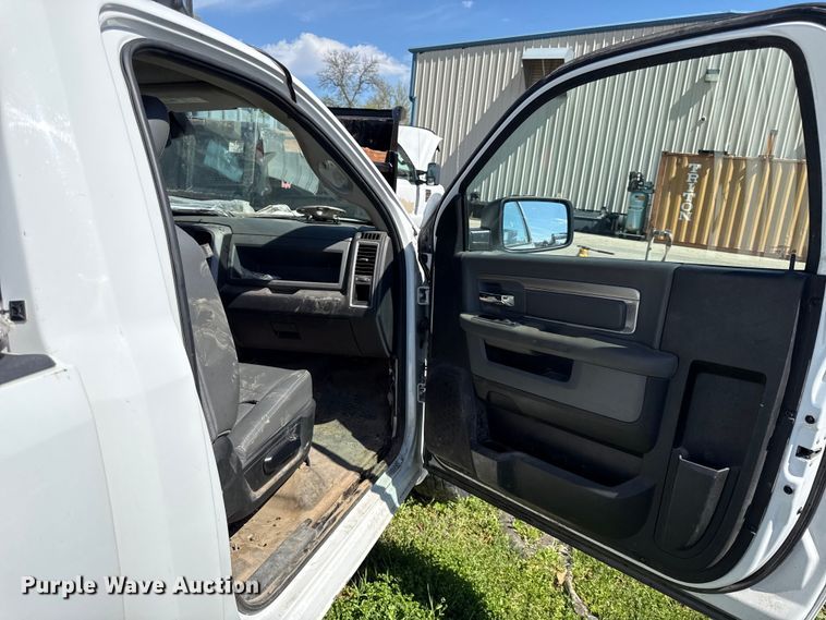 image for item EV7682 2018 RAM 1500 pickup truck