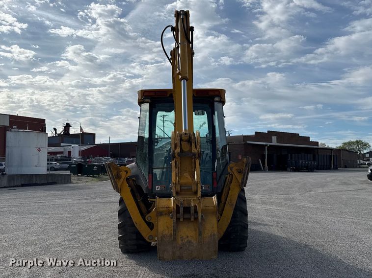 image for item EV7684 2004 John Deere 310G backhoe